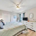 Nearby Beach L Friends & Family L Pet-Friendly