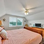 Nearby Beach L Friends & Family L Pet-Friendly