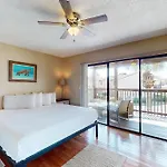 Portside Resort Sg4