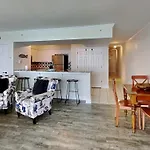 Emerald Beach 2227