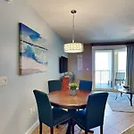 Grand Panama Beach Resort - The Grand II 803