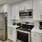 Edgewater Villa 909