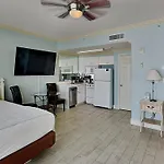 Majestic Beach Towers I 312