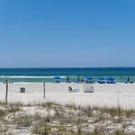 Beachfront Condo With Community Pool And Balcony!