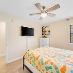 Beach Vibes - Lullwater Beach Condos 437 By Nautical Properties Vacation Rentals