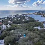 Seacrest West - Beach Bungalow