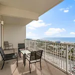 Laketown Wharf 0811