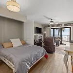 Beachside Bliss By Avantstay Beachfront W Pool