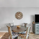 Laketown Wharf #1219 By Nautical Properties