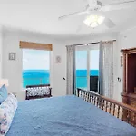Grandview East 1004