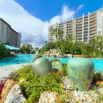 Edgewater Golf Villa 1409
