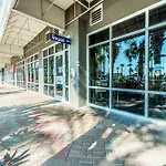 Laketown Wharf 1714