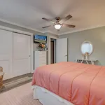 Our Happy Place! Seasonal Beach Srv! Pool & Gulf Views!