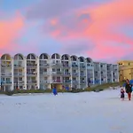 Pet Friendly Ground Level Steps To The Sand! Pool Hot Tub Wifi