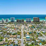 Heated Pool & Pet Friendly - Minutes To Beach - Spacious Backyard - Flpcb38