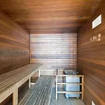 Twin Palms 702