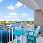 Laketown Wharf 0414