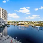 Laketown Wharf 0414