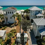 Carillon Market 301