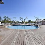 Laketown Wharf 1003, Gulf View, Sleeps 6, Free Fun! Updated! Condo