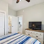Gulf Crest 2005 - 2 Bedroom 2Bathroom Withfantastic View! Family Friendly! Sleeps 8 Condo