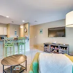 Panama City Beach Condo With Pool And Beach Access!