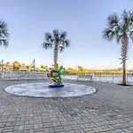 Laketown Wharf #124 By Nautical Properties
