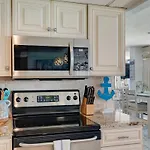 Edgewater T2 #911 Sleeps 10 With Amazing Sunsets!