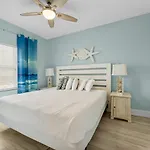 Laketown Wharf 1125