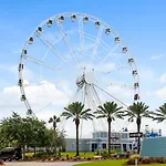 Laketown Wharf 933! Beautiful 3 Bd, Great Amenities, And Great Location