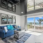 The Summit 306