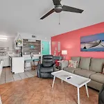 Million Dollar View! Sunny Side Up Pcb Condo