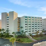 Fantastic Fully Renovated Beach Front Condo - Incredible View - Top Of The Gulf 321