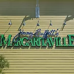 3Br, 3Ba Beachfront Townhome! Sleeps 11! Ocean View! Steps To The Beach!