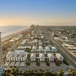 Fabulous Modern Beach House - 4Br, 35Ba: Pool/Beach View & Access/Balcony