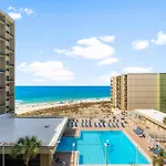 Pinnacle Port Beach Resort