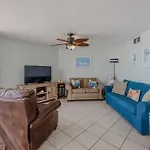 Aquavista Beach Resort By Sand Seeker Vacations
