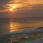 1208 Shores Of Panama