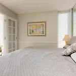 Long Beach 1007E Tower 4