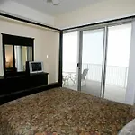 2106 Ocean Villa