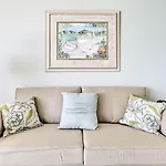Bright Pcb Condo With Gulf Views And Beach Access!