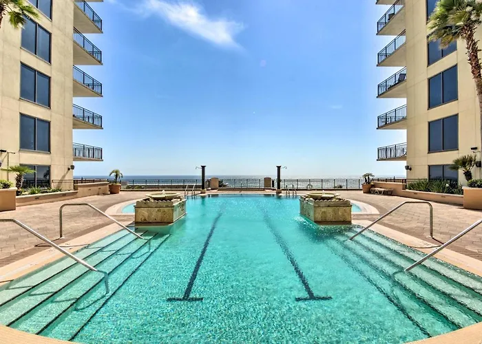 Breezy Panama City Beach Condo With Private Balcony!