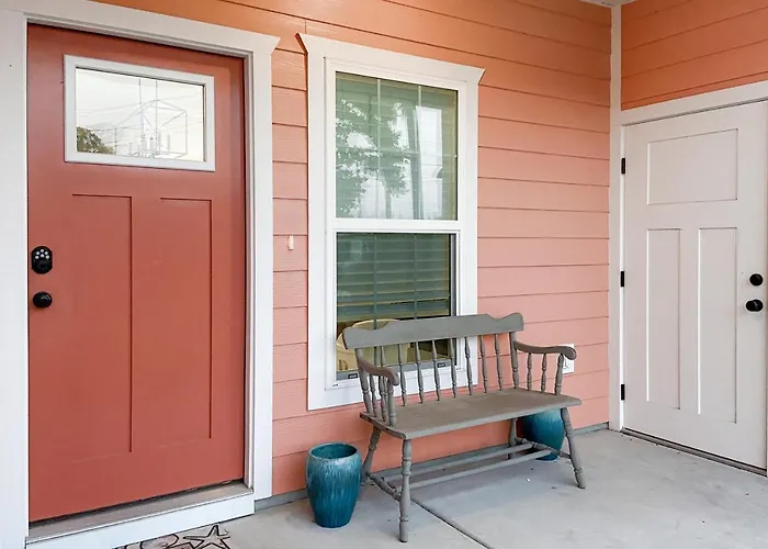 West End Beach Cottage