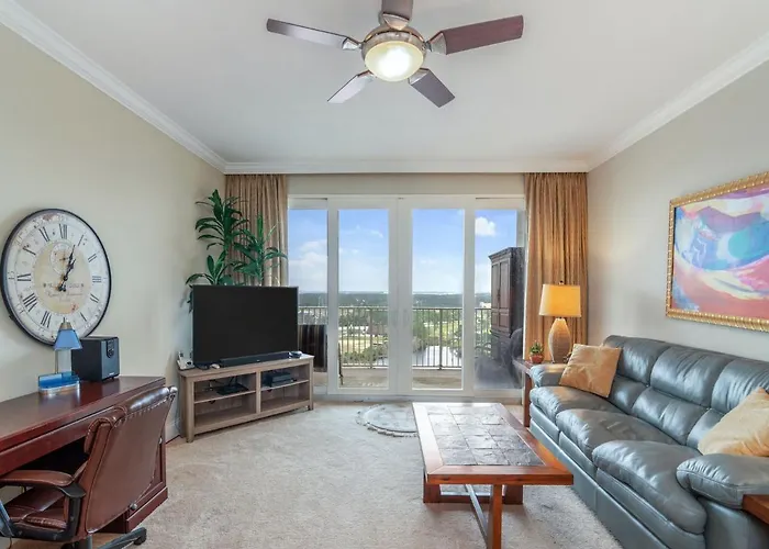 Laketown Wharf 1830, 2 Bedroom, Lake View, Wi-Fi, 5 Pools, Sleeps 6