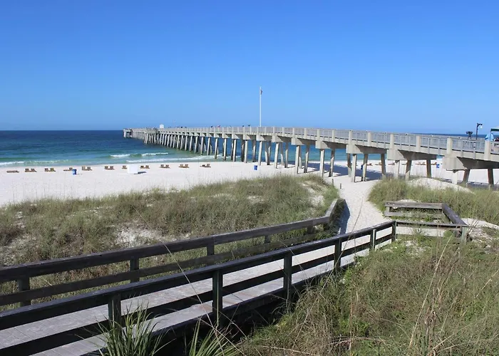 Laketown Wharf 910, 2 Bedrooms, Gulf Views, 5 Pools, Wi-Fi, Sleeps 8