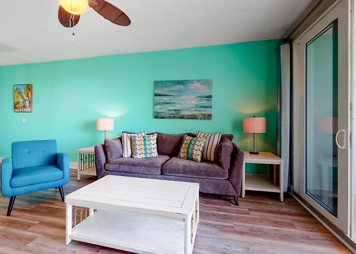 Laketown Wharf 1527