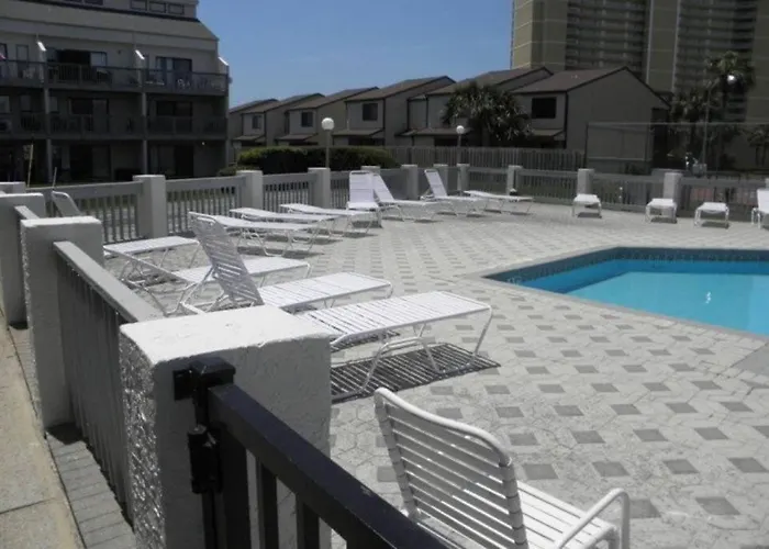 Fullyrenovated 1 Min Walk2 Beach.5Min To Peir Park