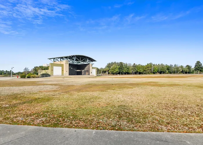 Laketown Wharf Resort #1518 By Book That Condo
