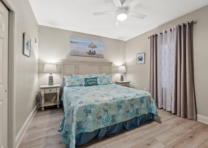 Laketown Wharf 1233 - Anchors Away