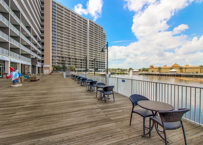 Laketown Wharf 1937